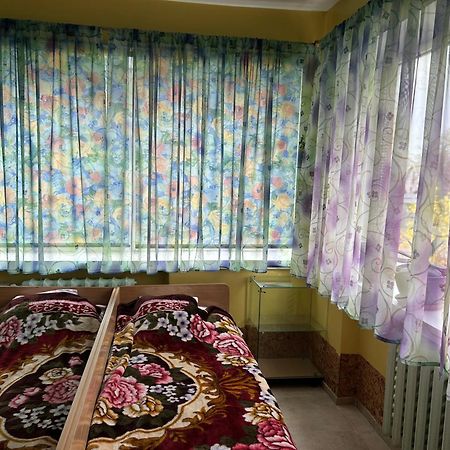 Valjote Hotel Taurage Ngoại thất bức ảnh